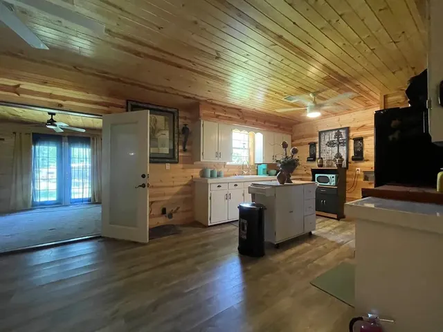 Photo 5 — 1804 Colorado Street, Idabel, OK 74745