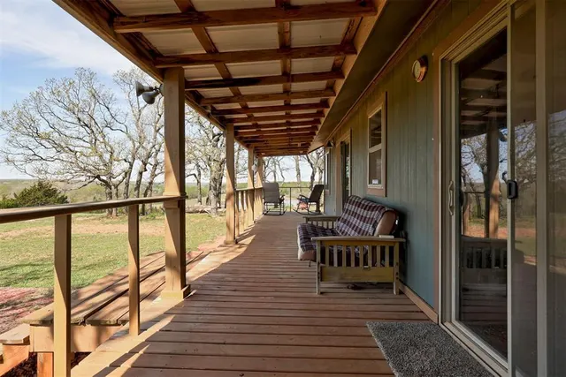 Photo 8 — 2800 Cherokee Lane, Meridian, OK 73058