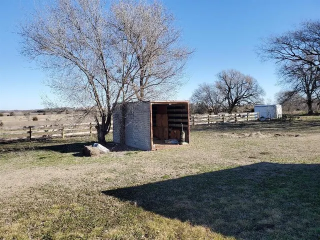 Photo 5 — 824 W Houston Street, Okemah, OK 74859