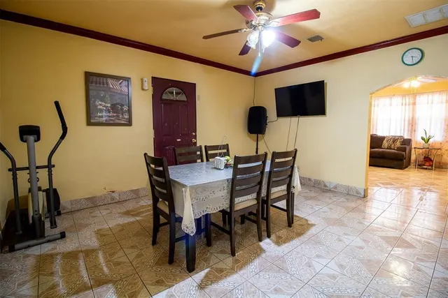 Photo 6 — 2117 NW 14th Street, Oklahoma City, OK 73107