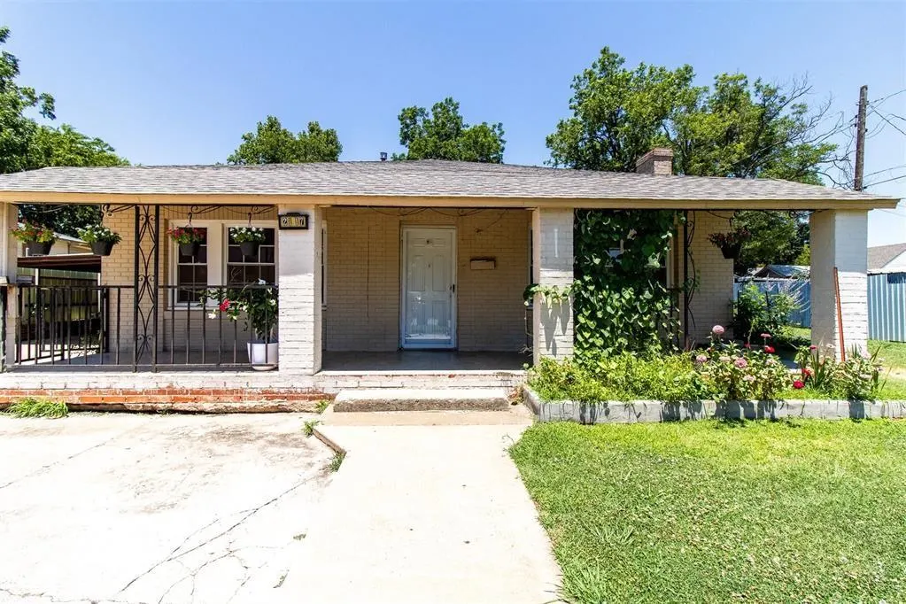 Photo 16 — 2117 NW 14th Street, Oklahoma City, OK 73107