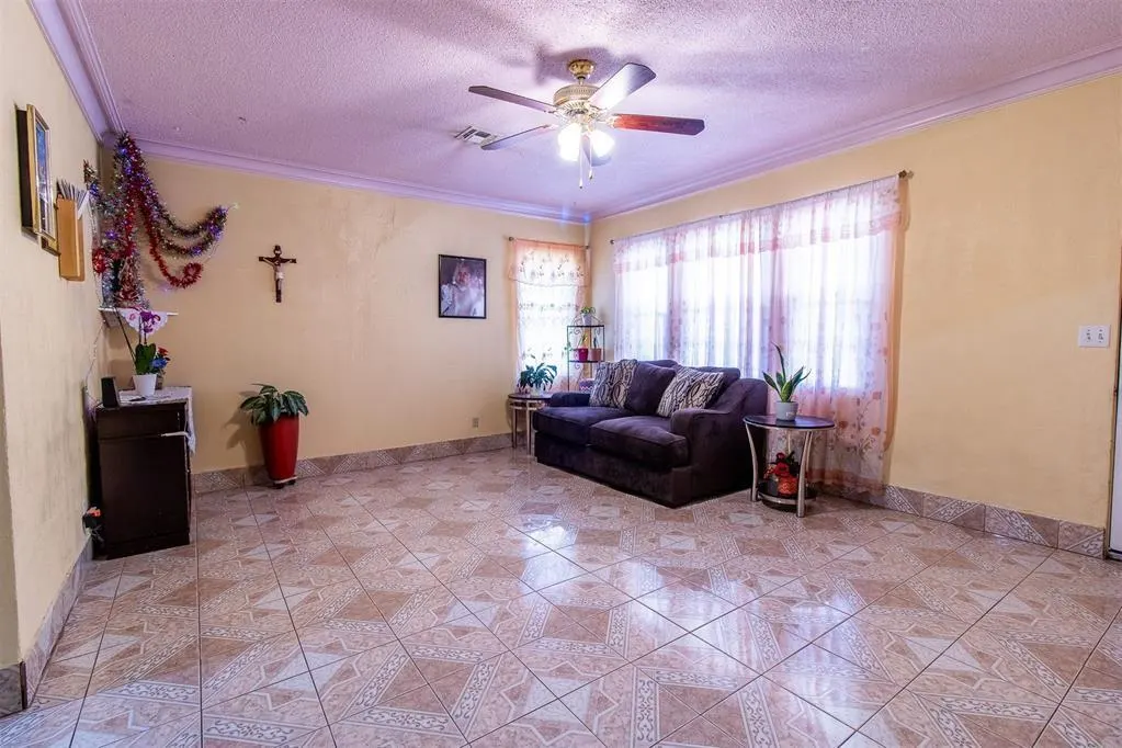Photo 17 — 2117 NW 14th Street, Oklahoma City, OK 73107