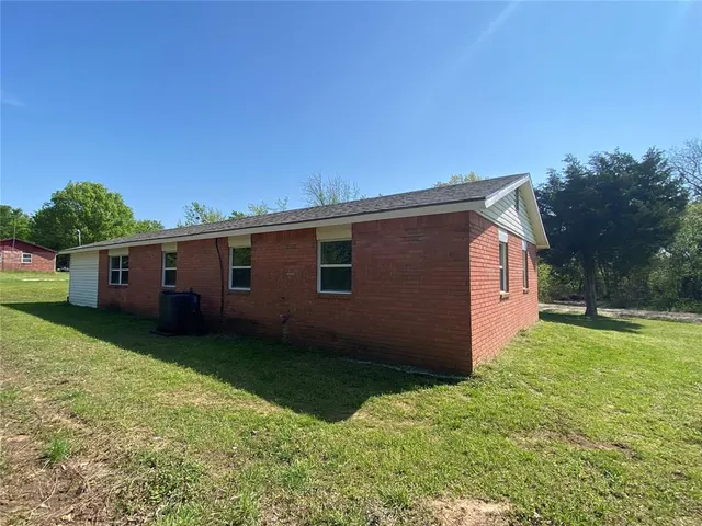 Photo 3 — 36015 EW 1190 Road, Seminole, OK 74868