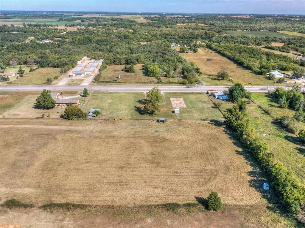 Photo 8 — 17200 NE 23rd Street, Choctaw, OK 73020