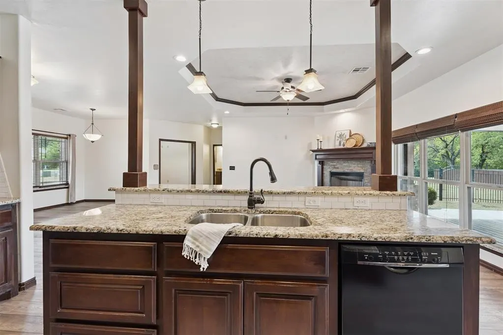 Photo 19 — 19066 Charleston Loop, Shawnee, OK 74801