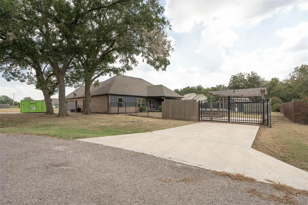 Photo 49 — 19066 Charleston Loop, Shawnee, OK 74801