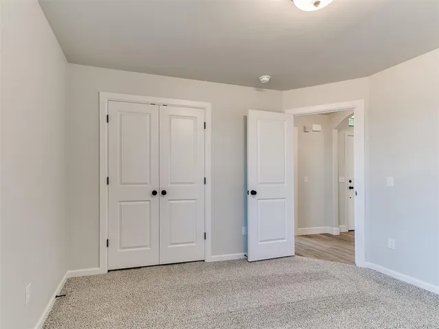 Photo 8 — 11833 NW 120th Street, Yukon, OK 73099