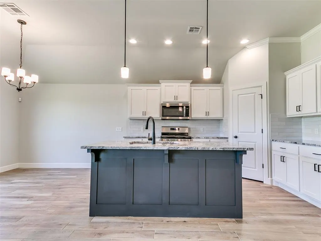 Photo 20 — 11833 NW 120th Street, Yukon, OK 73099