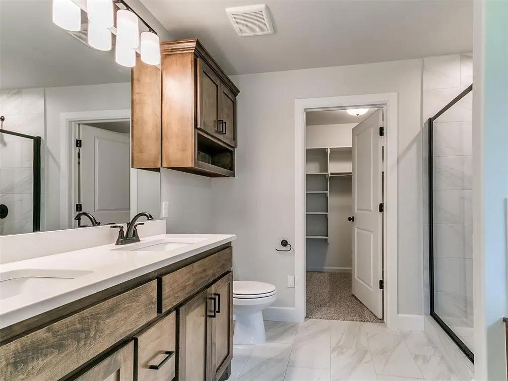 Photo 40 — 11833 NW 120th Street, Yukon, OK 73099