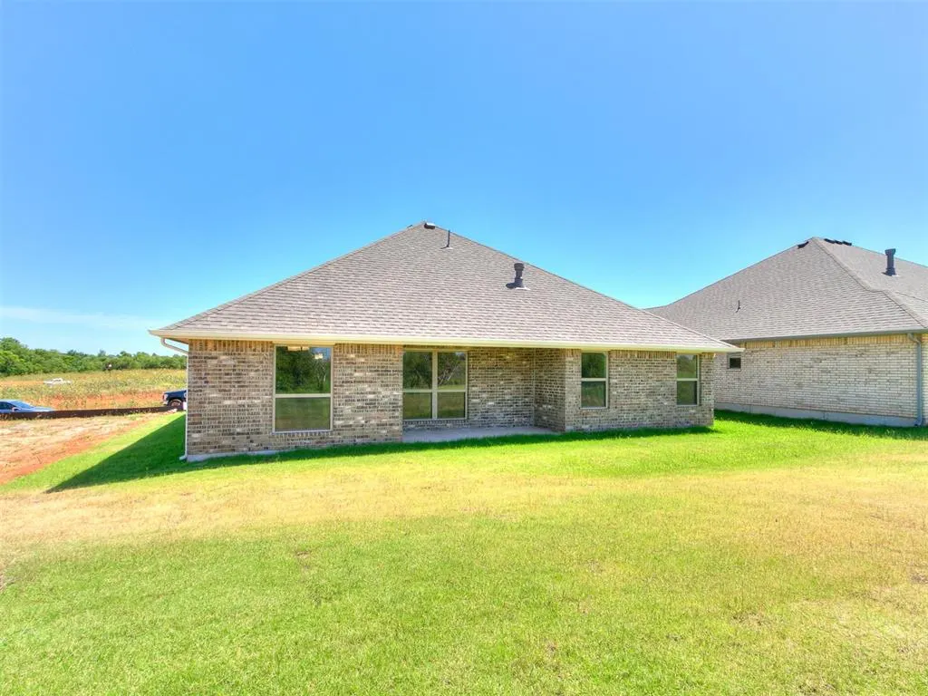 Photo 49 — 11833 NW 120th Street, Yukon, OK 73099