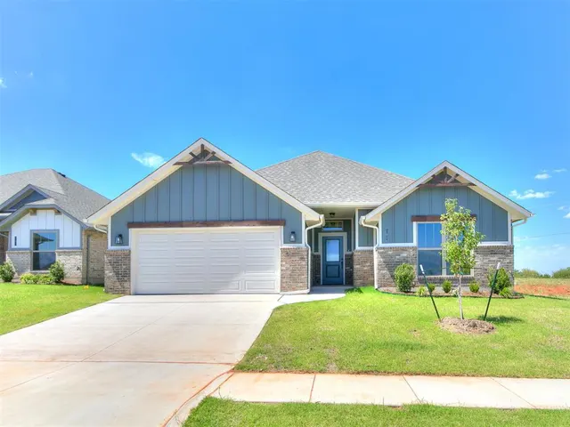 Front exterior — 11833 NW 120th Street, Yukon, OK 73099