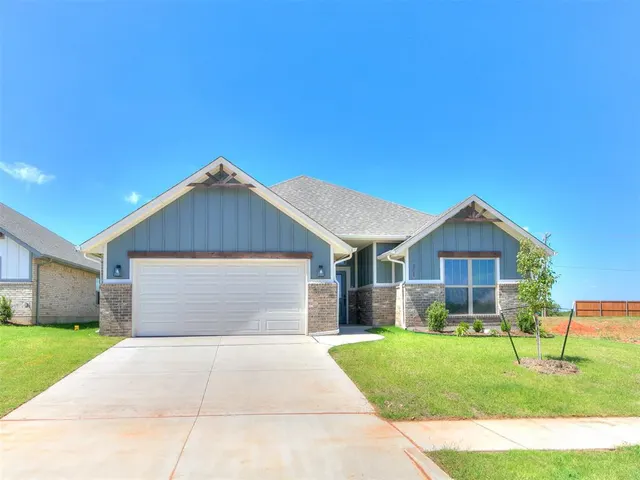 Photo 4 — 11833 NW 120th Street, Yukon, OK 73099