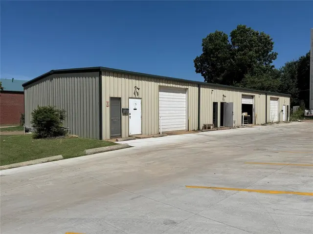 Front exterior — 103 W 1st Street C, Edmond, OK 73003