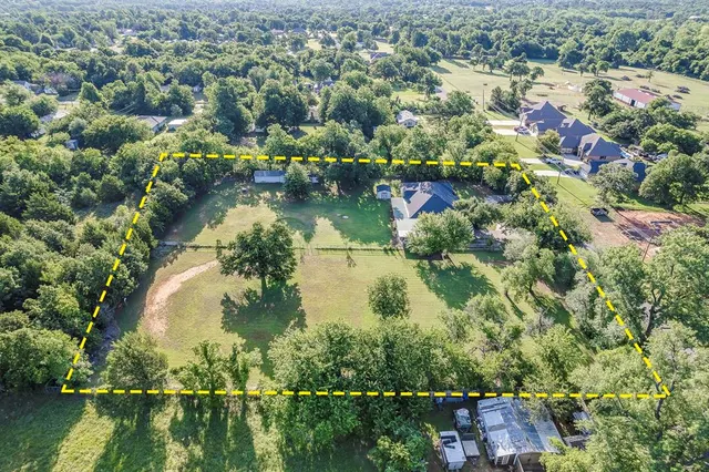 Front exterior — 10125 NE 4th Street, Midwest City, OK 73130