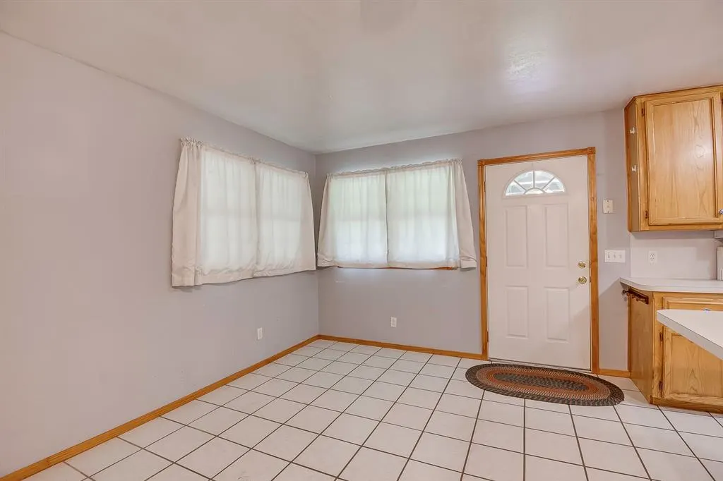 Photo 33 — 10125 NE 4th Street, Midwest City, OK 73130