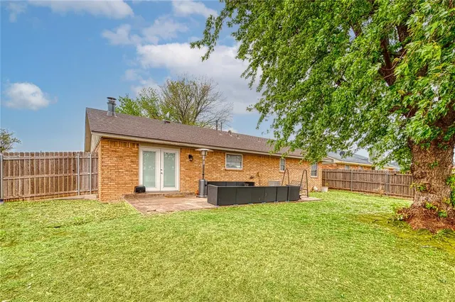 Photo 3 — 123 Carter Road, Elk City, OK 73644
