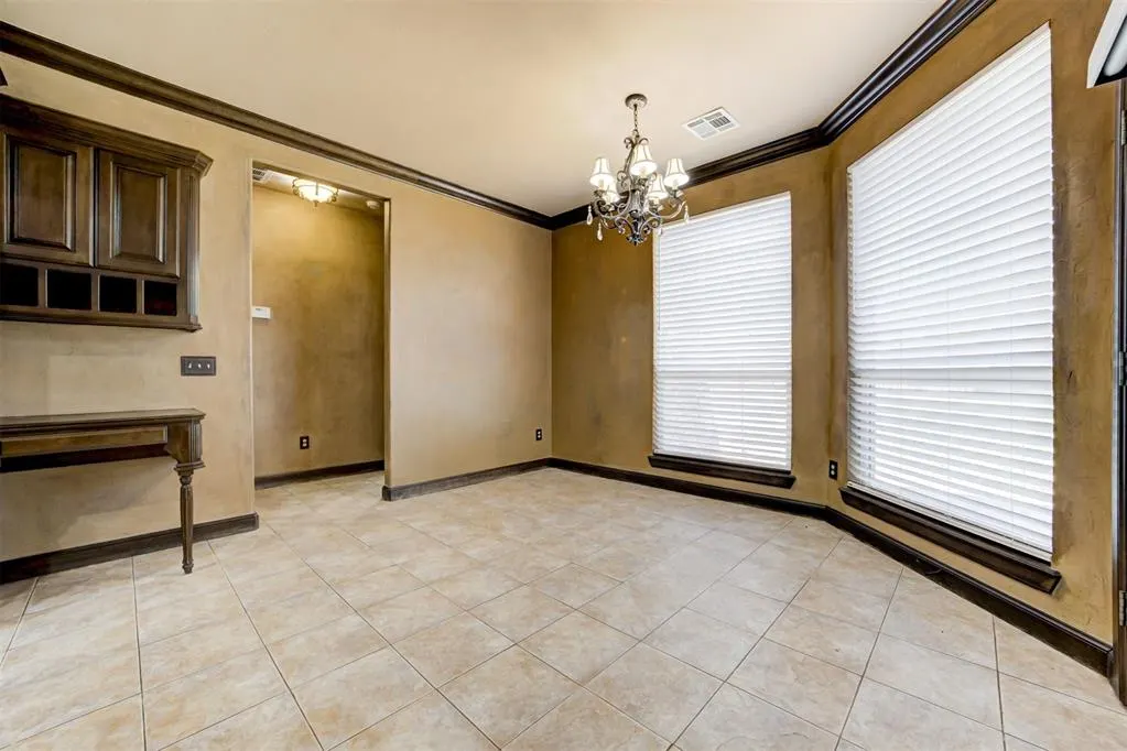 Photo 10 — 917 WB Meyer Parkway, Edmond, OK 73025