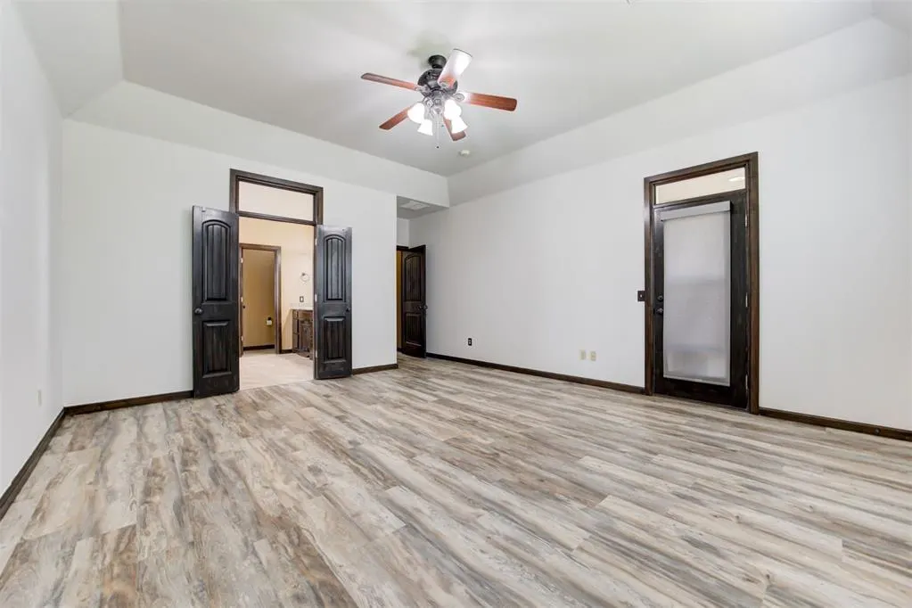 Photo 17 — 917 WB Meyer Parkway, Edmond, OK 73025