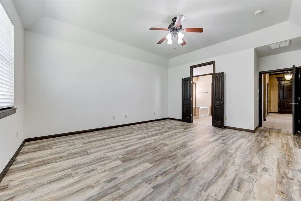 Photo 18 — 917 WB Meyer Parkway, Edmond, OK 73025