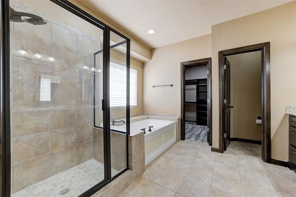 Photo 21 — 917 WB Meyer Parkway, Edmond, OK 73025