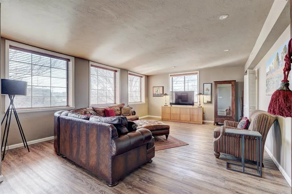 Photo 6 — 411 NW 5th Street, Oklahoma City, OK 73102