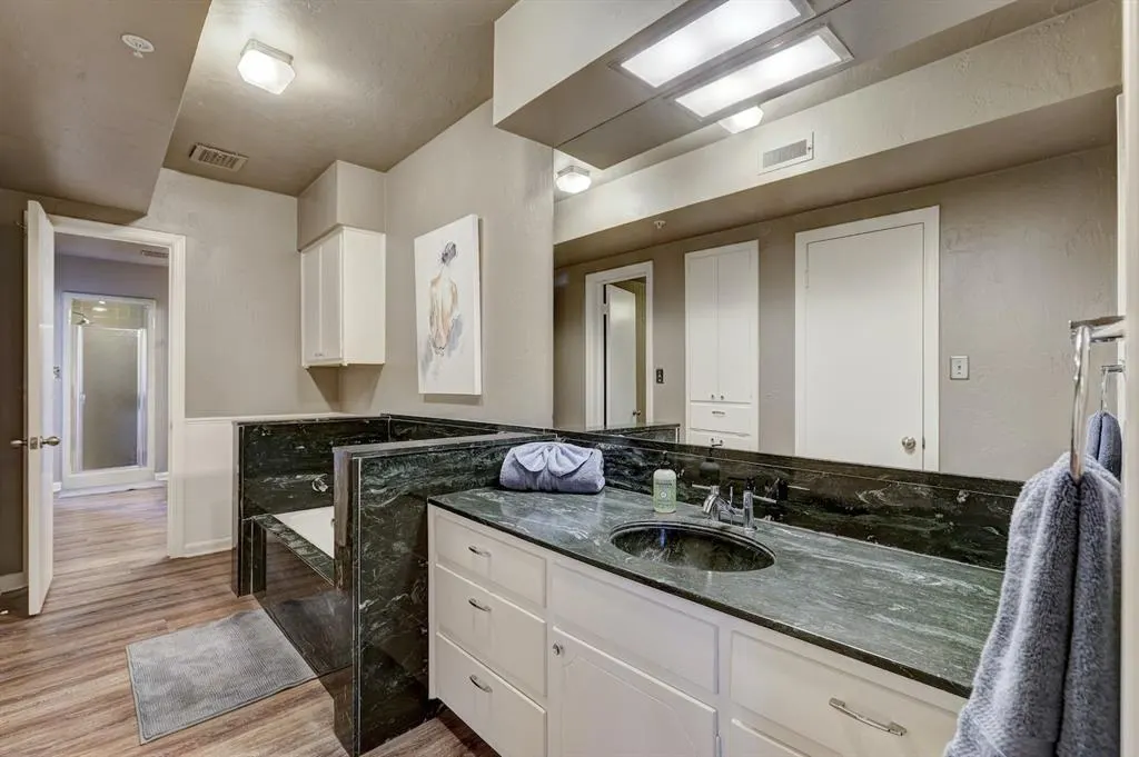 Photo 10 — 411 NW 5th Street, Oklahoma City, OK 73102
