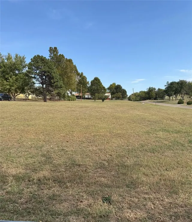 Front exterior — 0000 Lots 17-22 Block 13 Hainers Addition, Guthrie, OK 73044