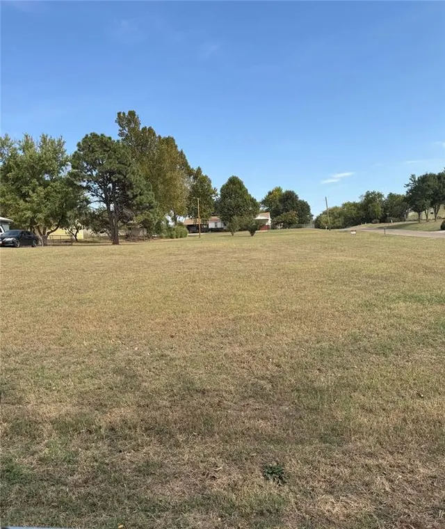 Photo 2 — 0000 Lots 17-22 Block 13 Hainers Addition, Guthrie, OK 73044