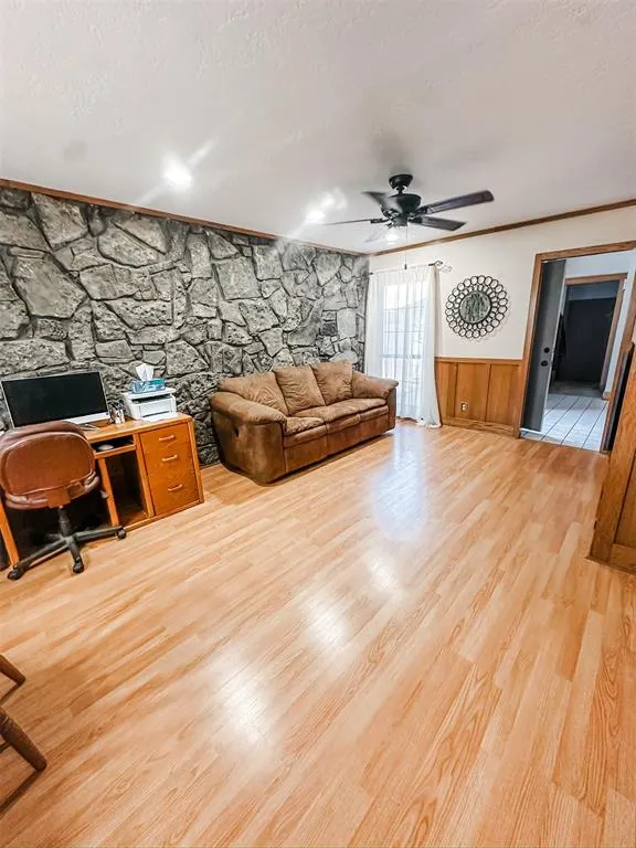 Photo 11 — 427 S Carnegie Street, Carnegie, OK 73015