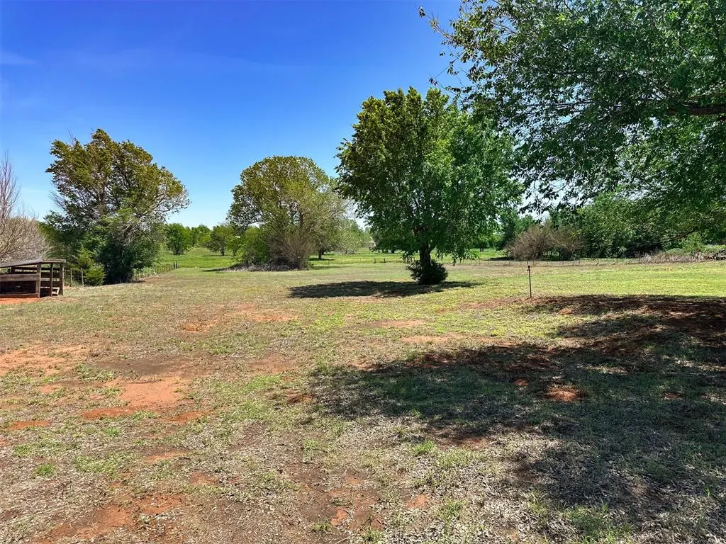 Photo 34 — 427 S Carnegie Street, Carnegie, OK 73015