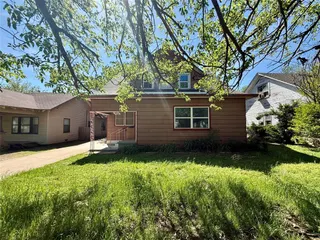 Sold home at 225 S Hill Street