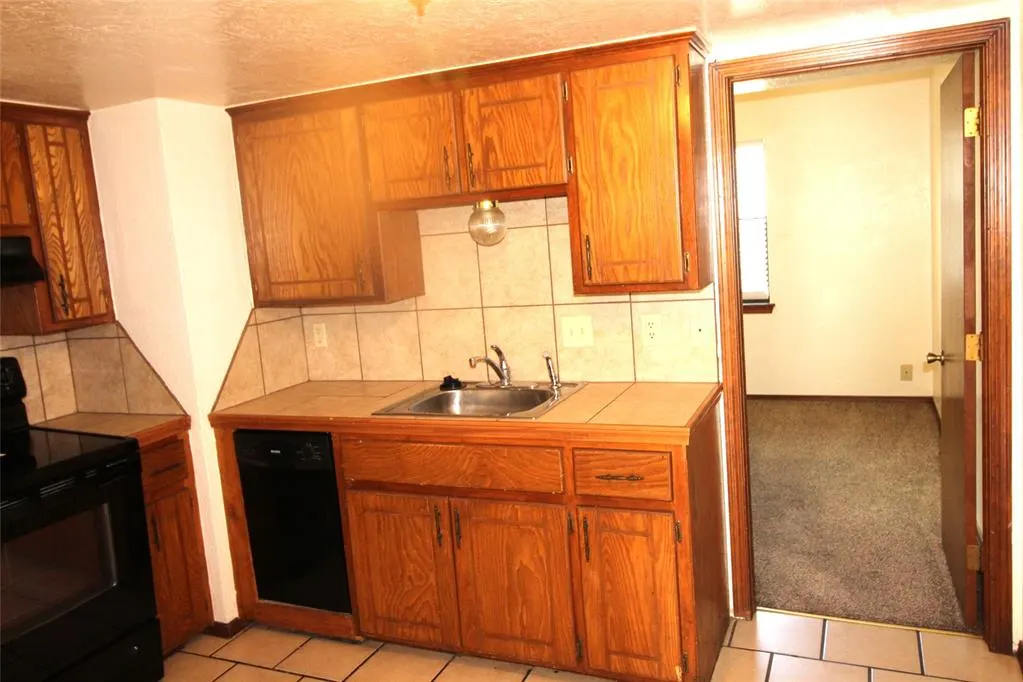 Photo 8 — 1901 E Lindsey Street 4B, Norman, OK 73071