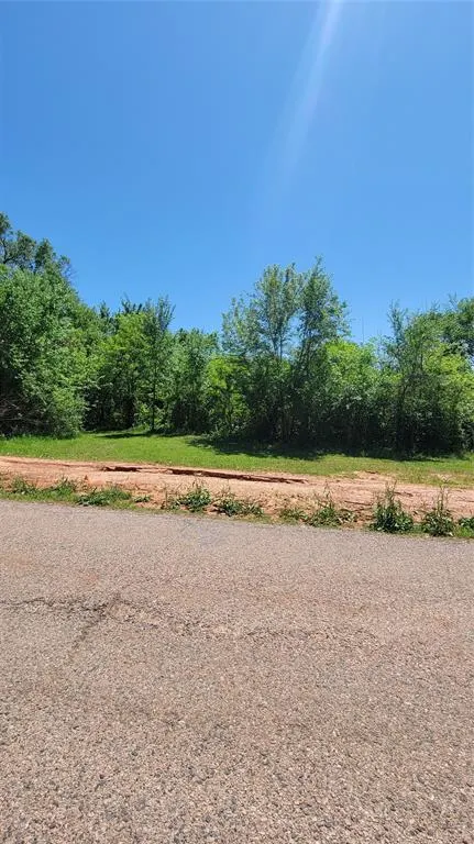 Photo 4 — E Fay Street, Shawnee, OK 74801