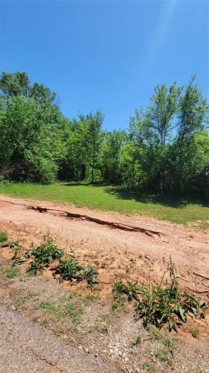 Photo 5 — E Fay Street, Shawnee, OK 74801