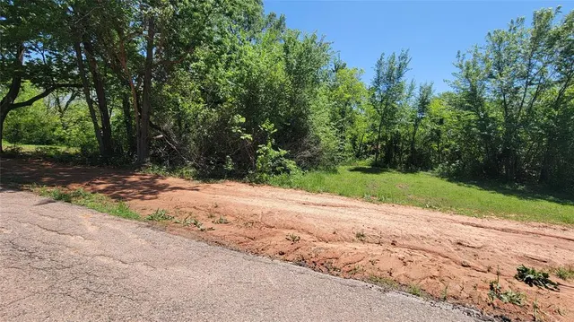 Photo 6 — E Fay Street, Shawnee, OK 74801