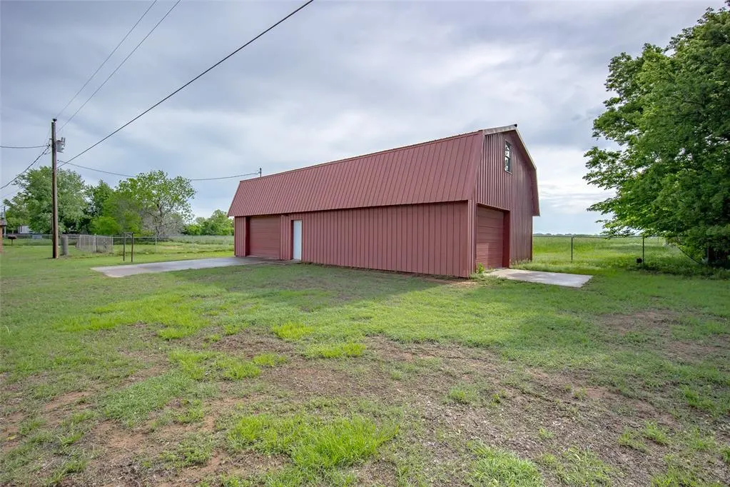 Photo 14 — 13257 Highway 76, Lindsay, OK 73052