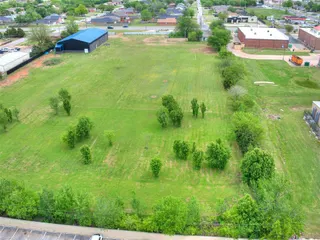 Sold home at 10901 N Western Avenue