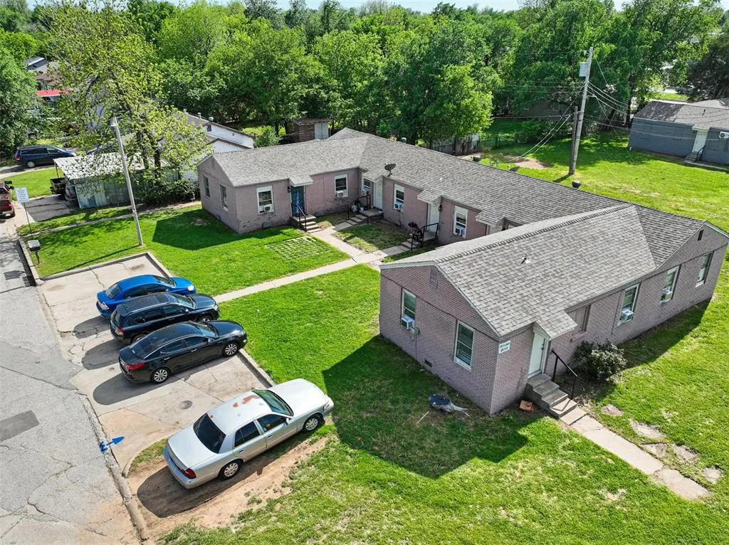Photo 2 — 3204 S Portland Avenue, Oklahoma City, OK 73119