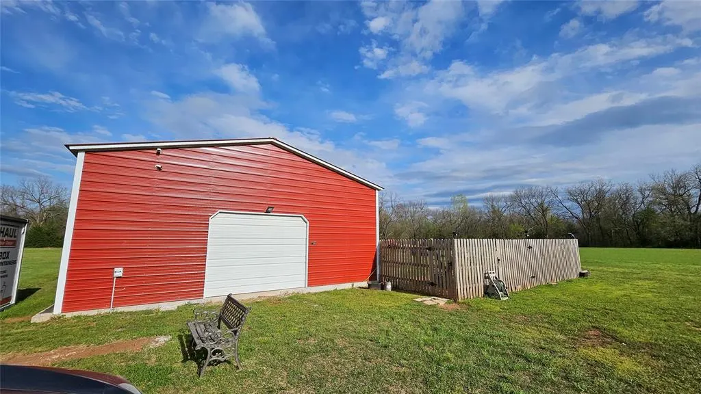 Front exterior — 343181 E 990 Road, Meeker, OK 74855