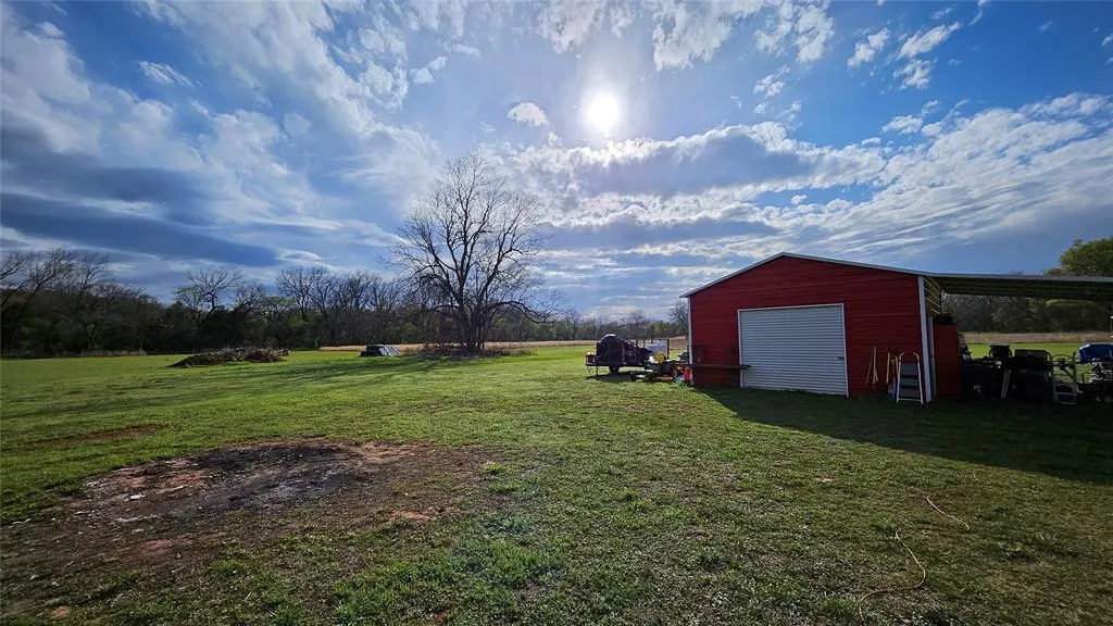 Photo 3 — 343181 E 990 Road, Meeker, OK 74855