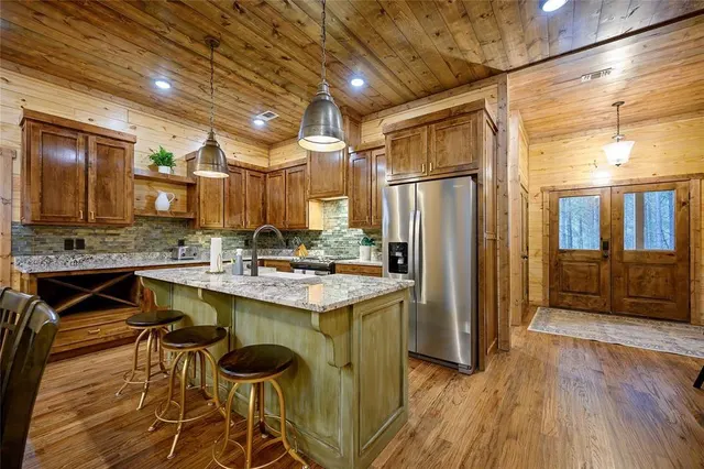 Photo 5 — 28 Sunrise Trail, Broken Bow, OK 74728