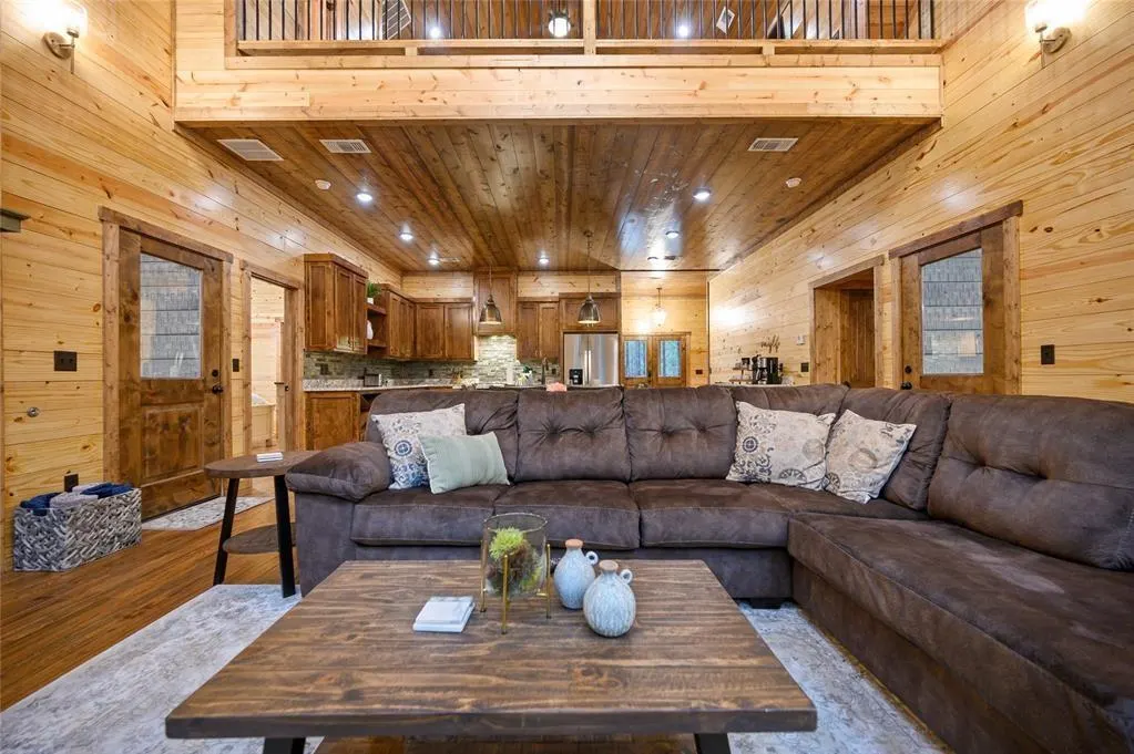 Photo 8 — 28 Sunrise Trail, Broken Bow, OK 74728