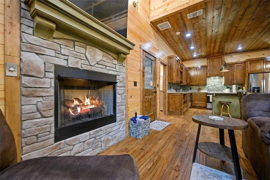 Photo 9 — 28 Sunrise Trail, Broken Bow, OK 74728