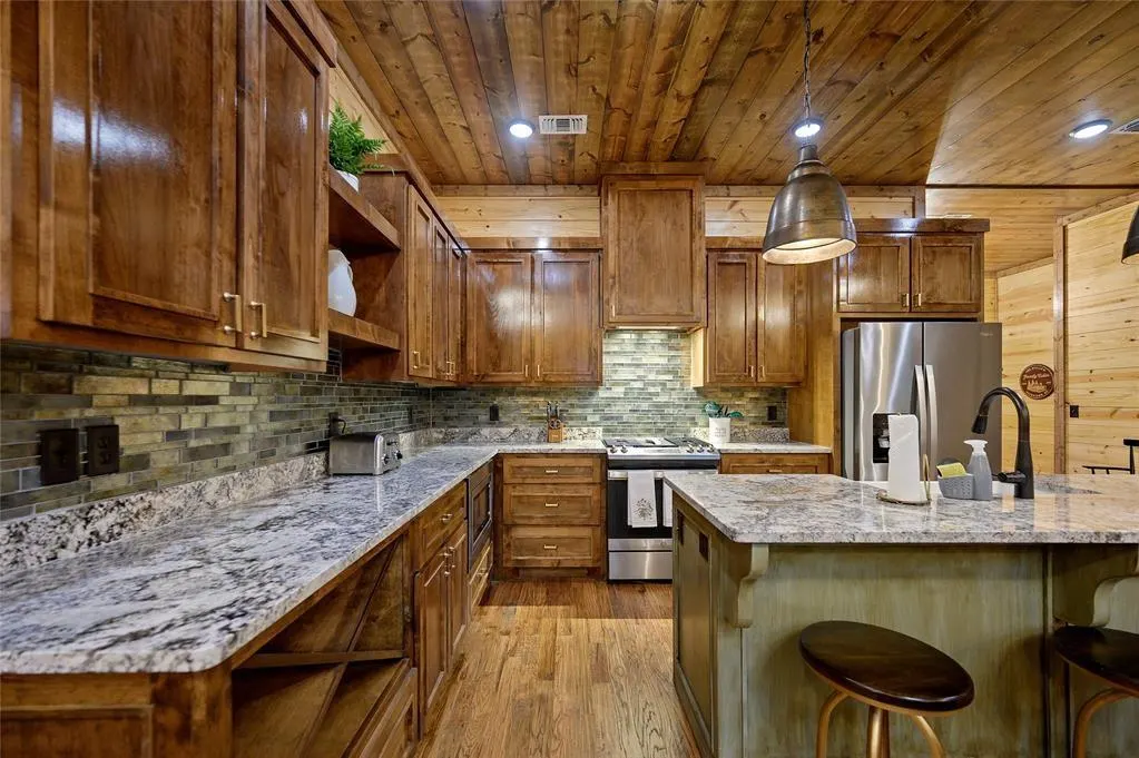 Photo 11 — 28 Sunrise Trail, Broken Bow, OK 74728
