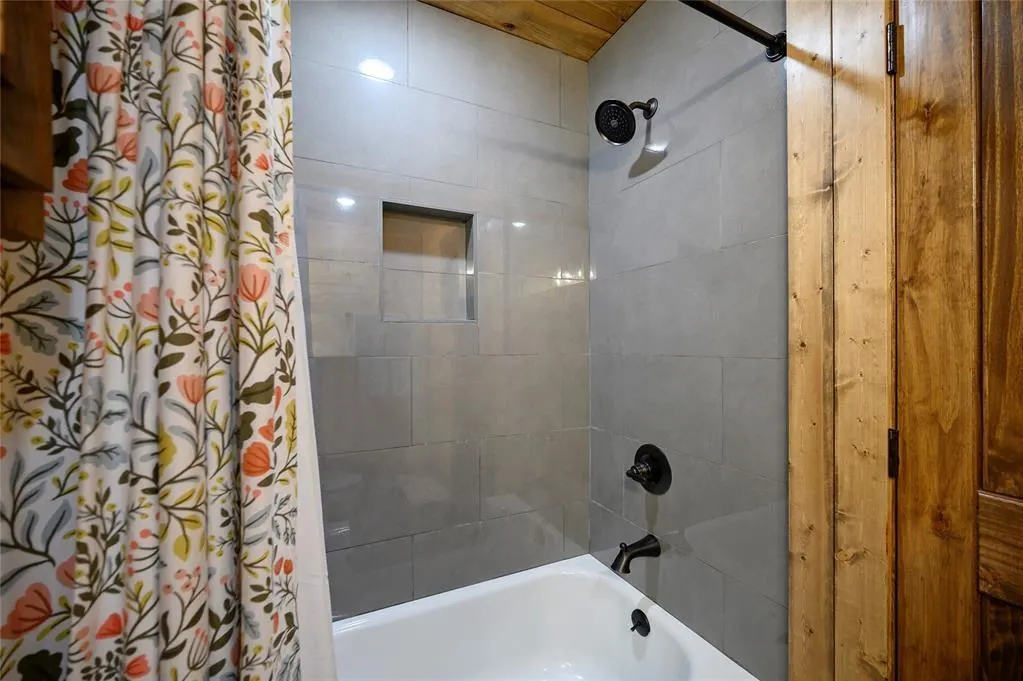 Photo 21 — 28 Sunrise Trail, Broken Bow, OK 74728