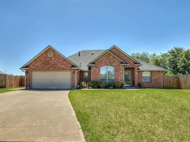 Front exterior — 4552 Kiva Court, Oklahoma City, OK 73135