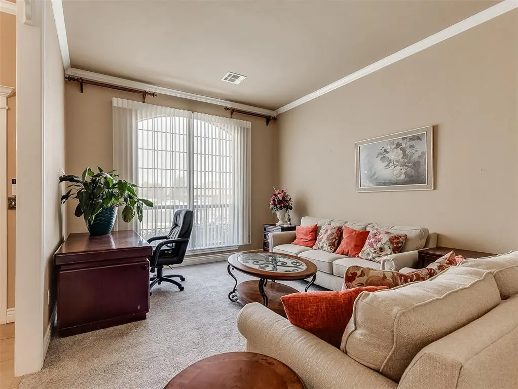 Photo 14 — 4552 Kiva Court, Oklahoma City, OK 73135
