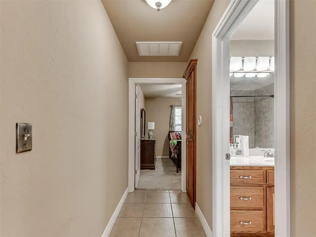 Photo 29 — 4552 Kiva Court, Oklahoma City, OK 73135