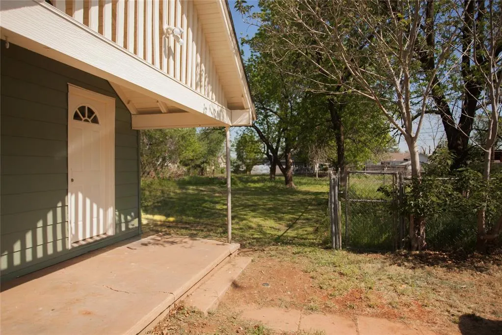 Photo 3 — Address unavailable, Crescent, OK 73028
