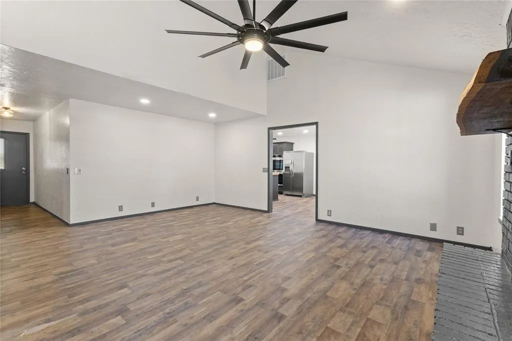 Photo 9 — 901 N Brewer Avenue, Hydro, OK 73048